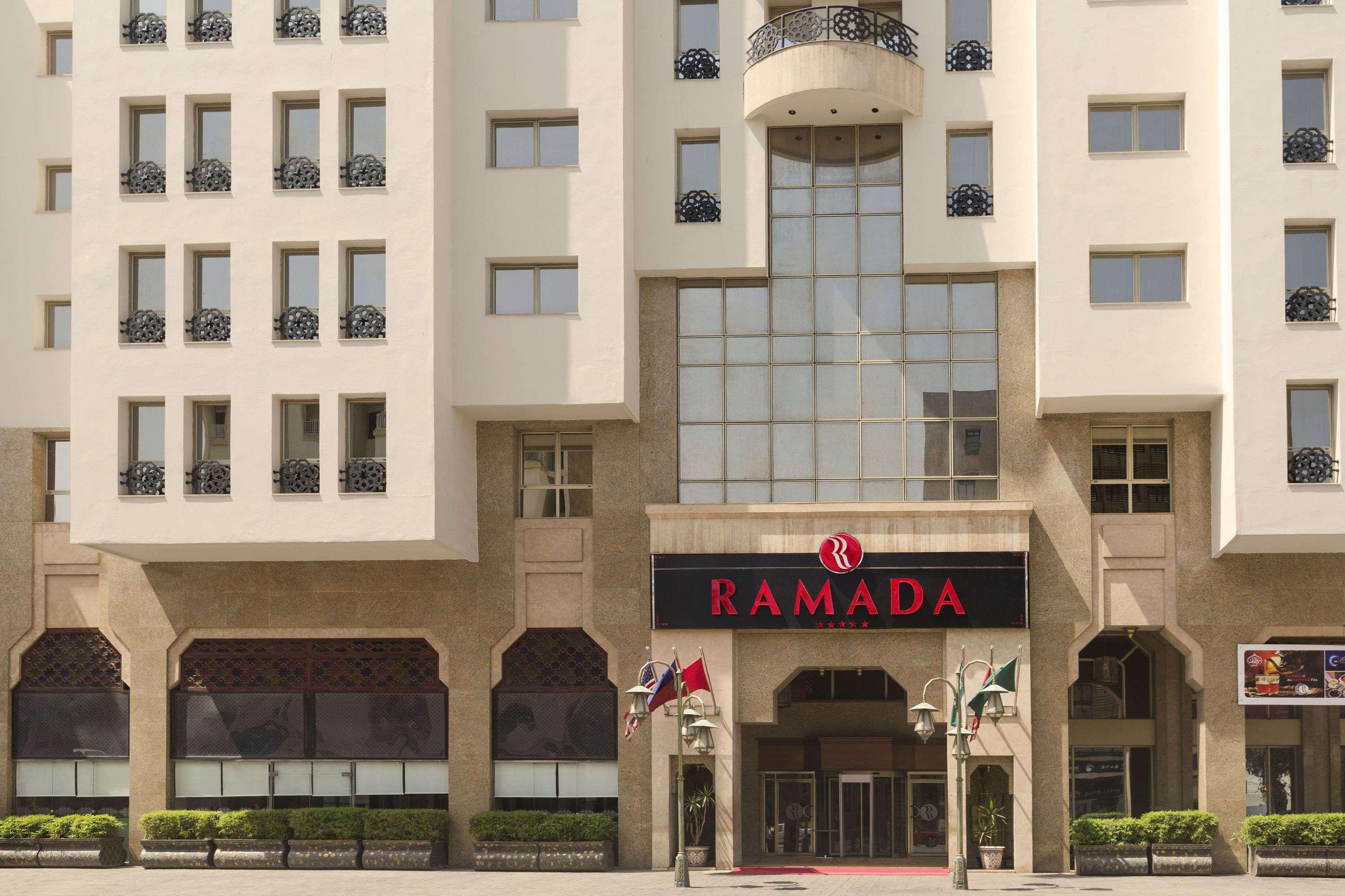 Отель Ramada By Wyndham Фес Экстерьер фото